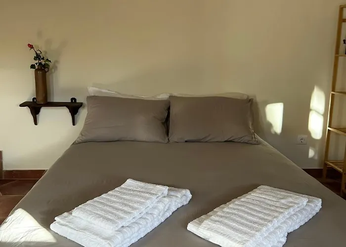 게스트하우스 Quinta Dos Avos 3*